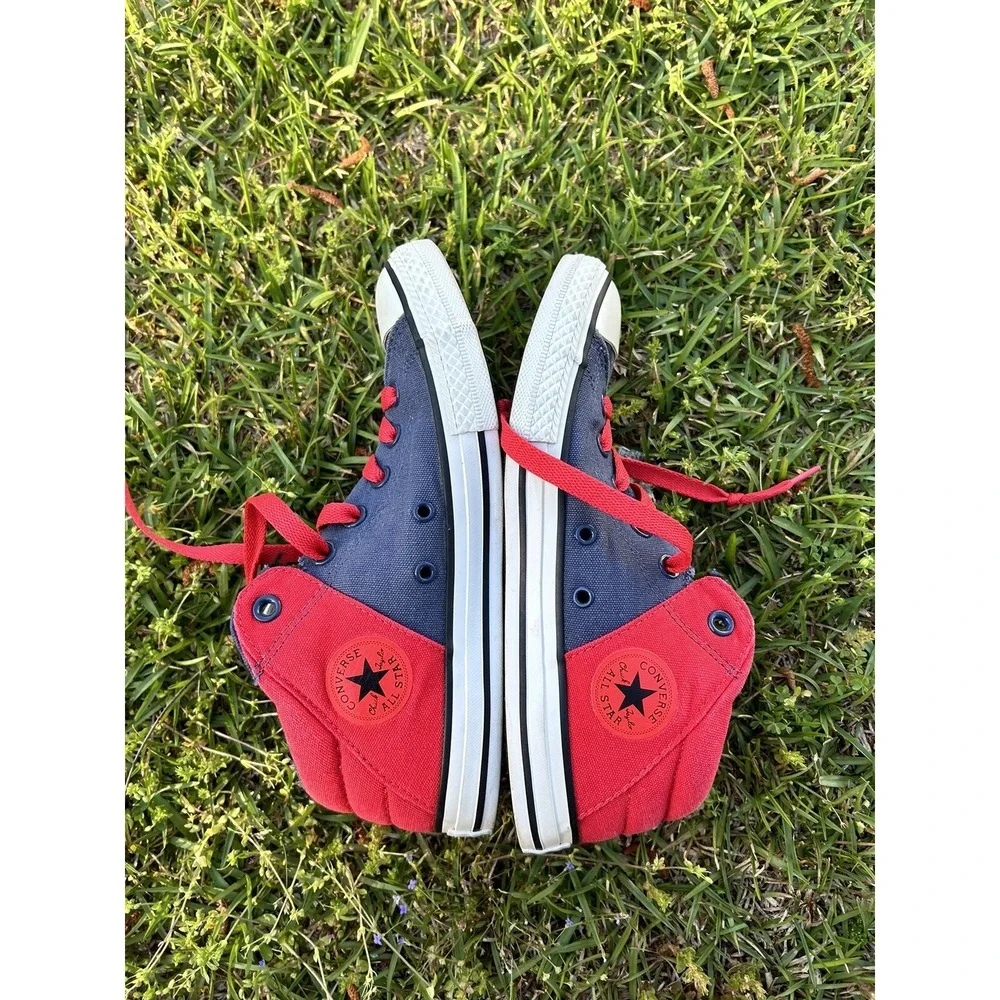 Converse Chuck Taylor Axel Mid Sneaker Navy Red Slip On Size US 5 Youth‎